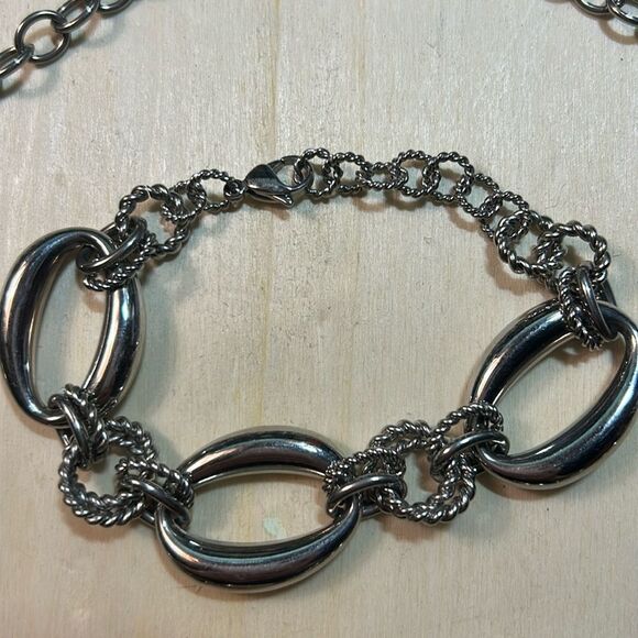 Elegant Silver Chain Necklace set - Picture 3 of 4